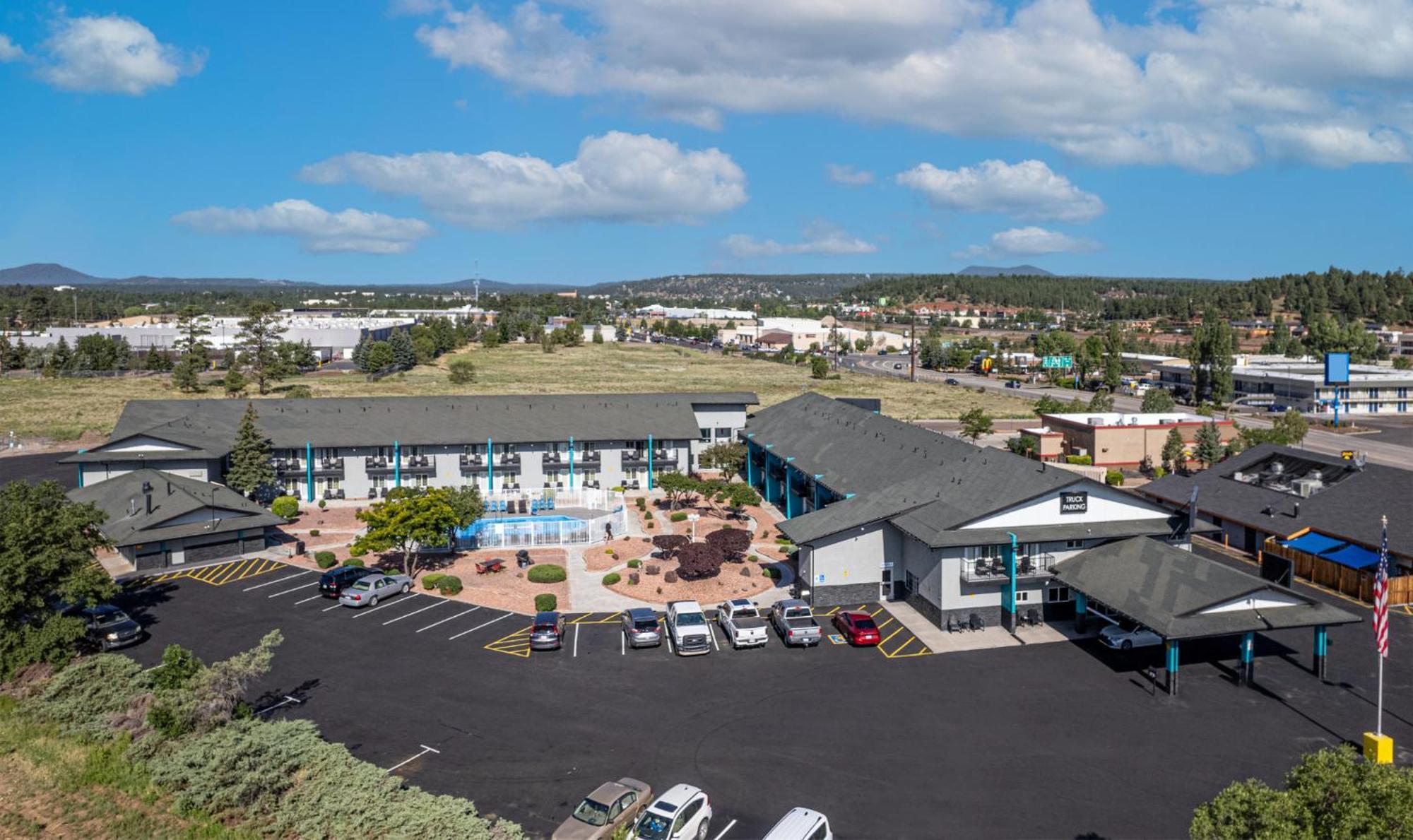 Hotel Elev8 Flagstaff I-40 Exit 198 Butler Ave Exterior photo