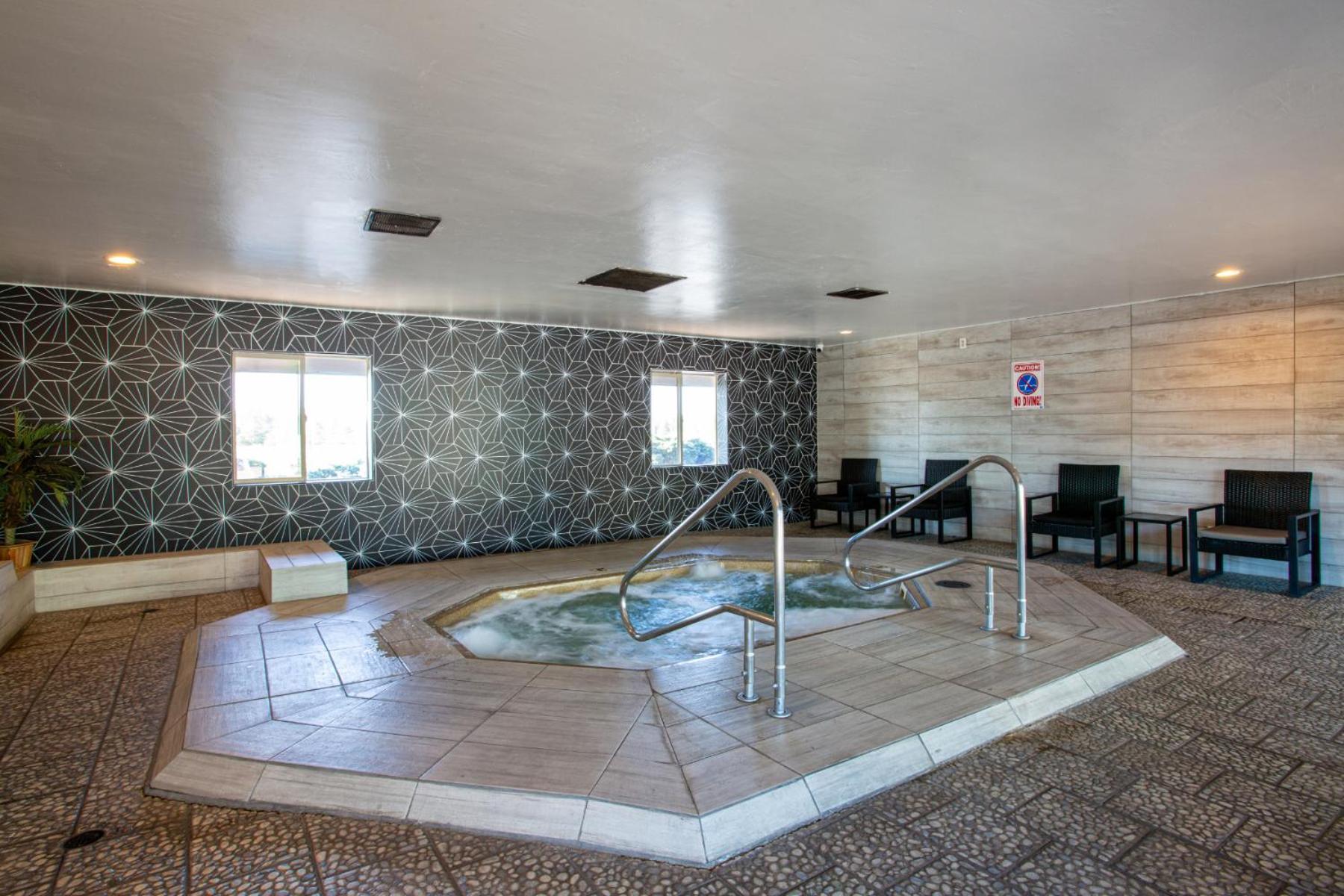 Hotel Elev8 Flagstaff I-40 Exit 198 Butler Ave Exterior photo