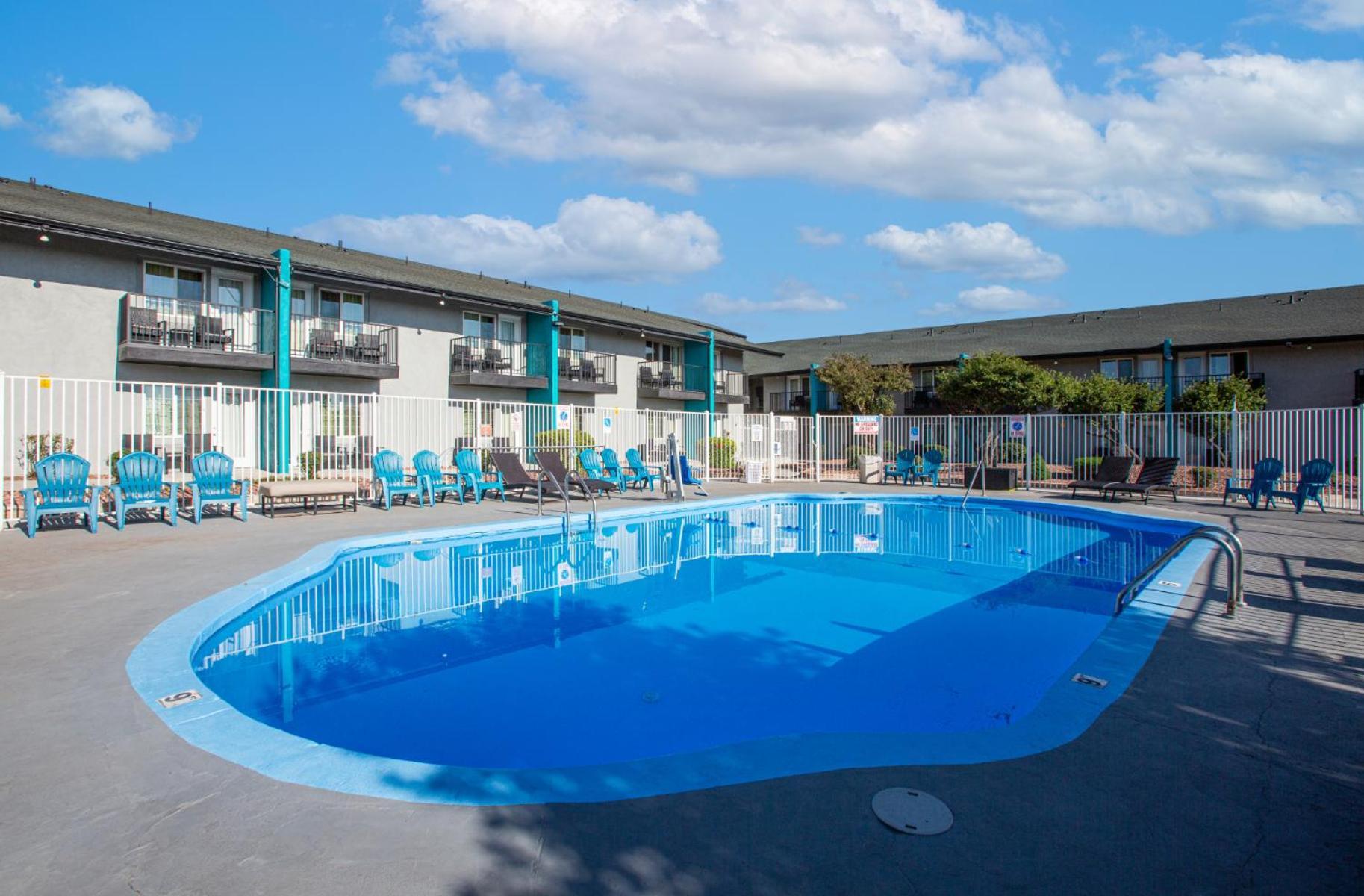 Hotel Elev8 Flagstaff I-40 Exit 198 Butler Ave Exterior photo
